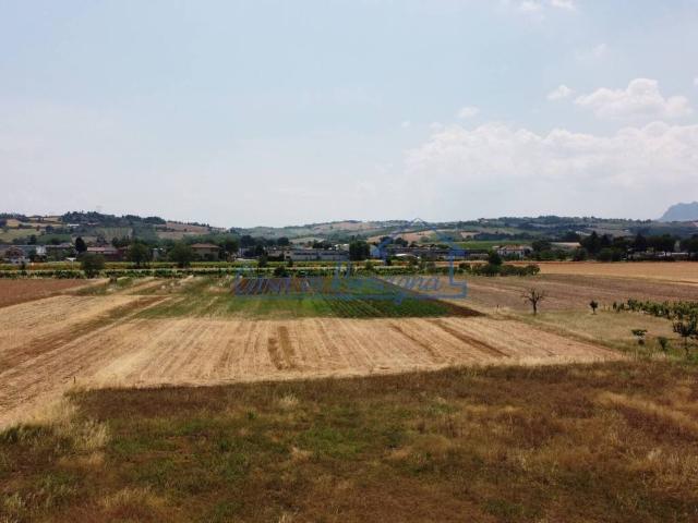 Terreno in vendita a Santarcangelo di Romagna RN