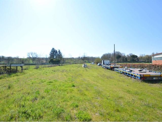 Terreno in vendita a San Colombano al Lambro MI