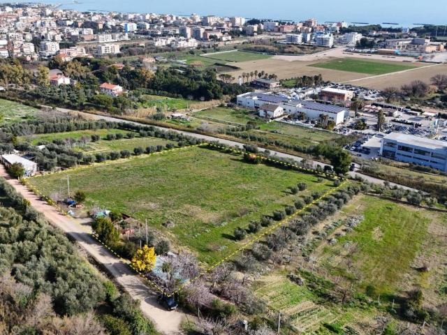 Terreno in vendita a San Benedetto del Tronto AP