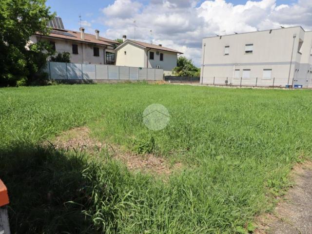 Terreno in vendita a San Giorgio Bigarello MN