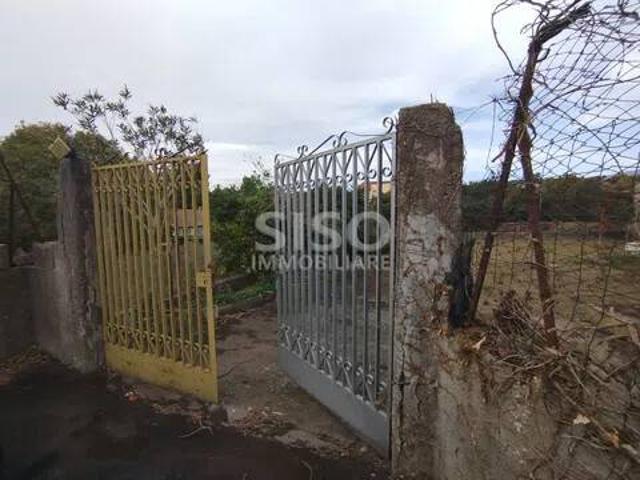 Terreno in vendita a San Giovanni la Punta CT