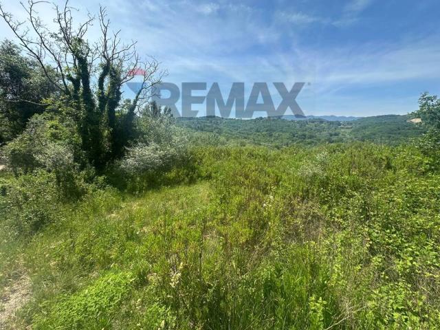 Terreno in vendita a San Leucio del Sannio BN