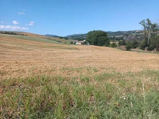 Terreno in vendita a San Severino Marche MC