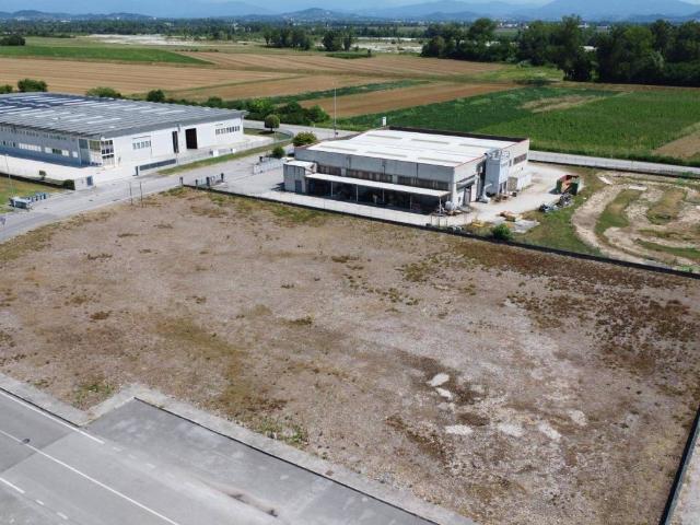 Terreno in vendita a San Vito al Torre UD