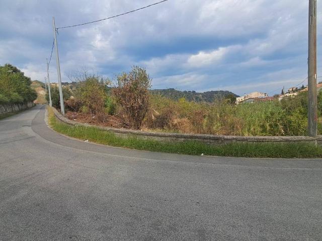 Terreno in vendita a Saponara ME