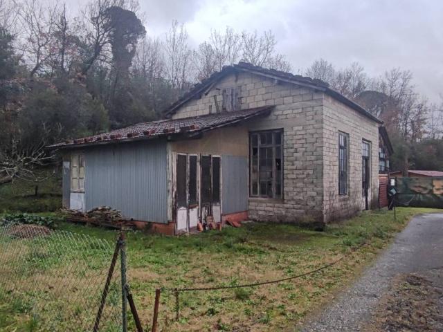 Terreno in vendita a Sarzana SP