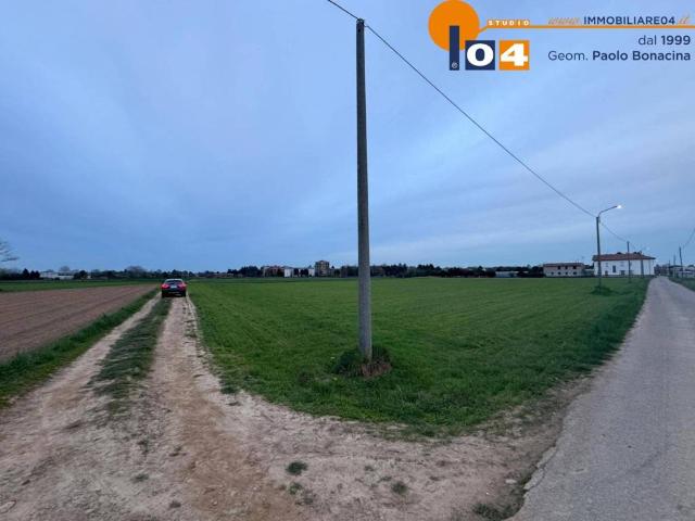 Terreno in vendita a Saronno VA