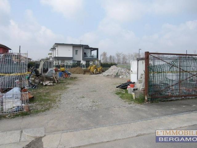 Terreno in vendita a Seriate BG