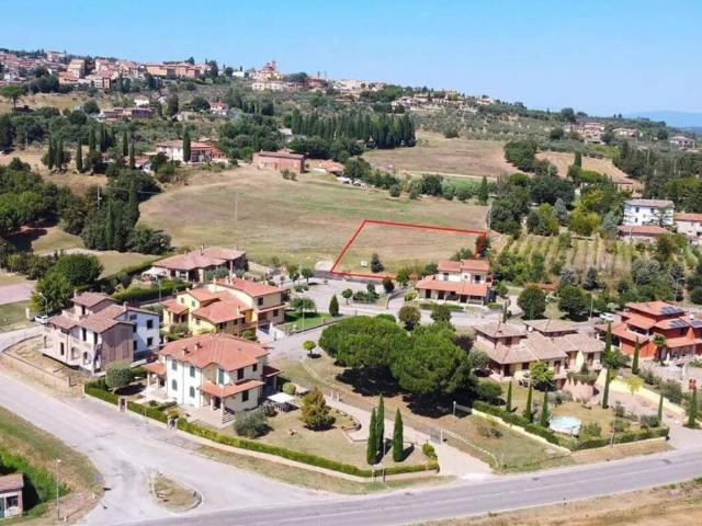 Terreno in vendita a Sinalunga SI