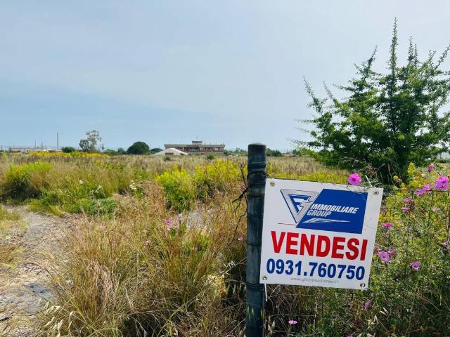 Terreno in vendita a Siracusa SR