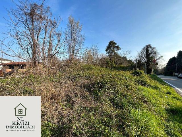Terreno in vendita a Somma Lombardo VA