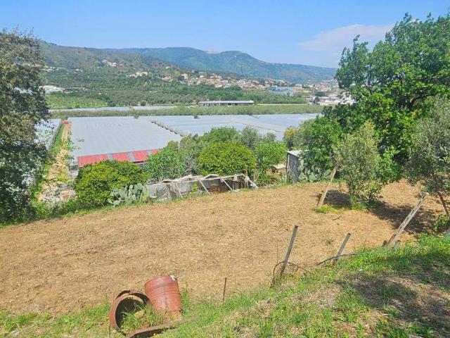 Terreno in vendita a Soverato CZ