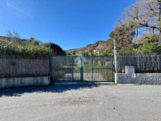 Terreno in vendita a Spotorno SV