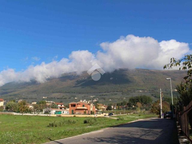 Terreno in vendita a Spello PG