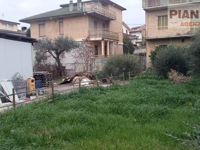 Terreno in vendita a Spinetoli AP