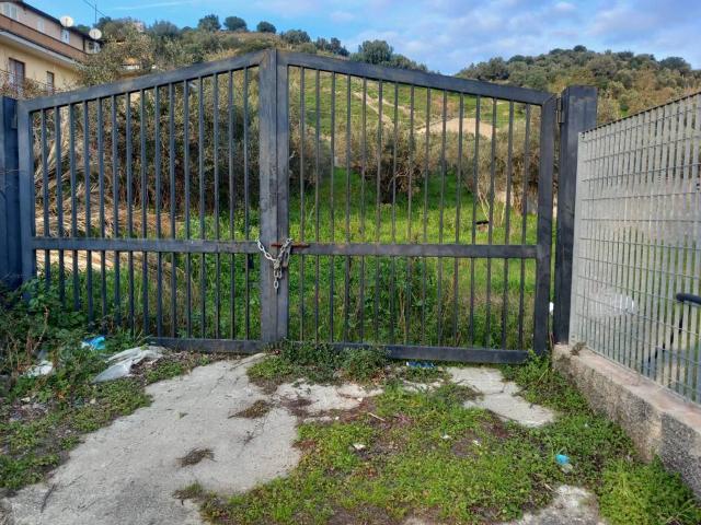 Terreno in vendita a Squillace CZ