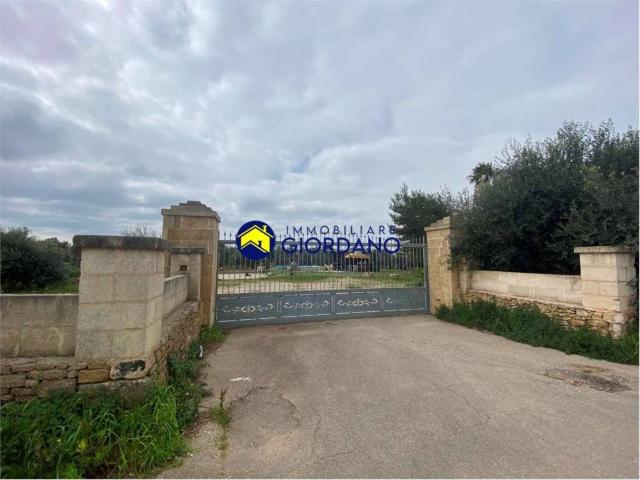 Terreno in vendita a Squinzano LE