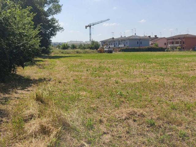 Terreno in vendita a Suzzara MN