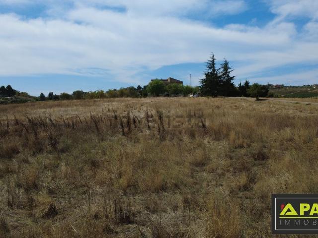 Terreno in vendita di 10500 m² in Via Giudice Antonino Saetta