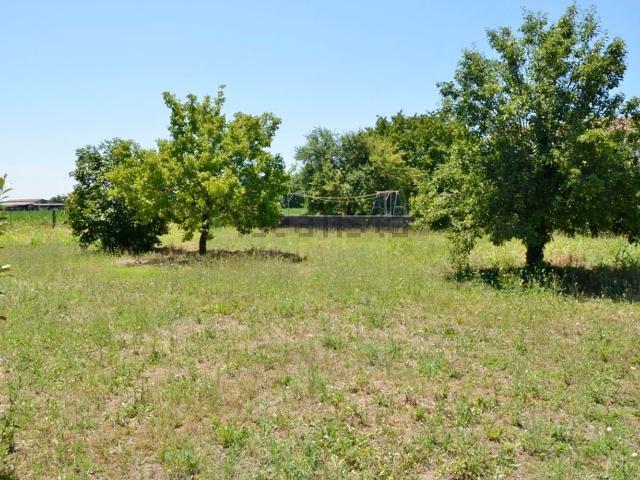 Terreno in vendita di 1050 m² in Via Marcorina