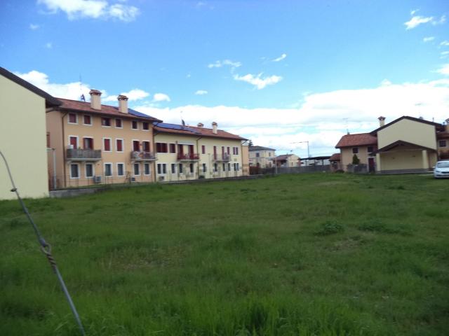 Terreno in vendita di 1050 m²