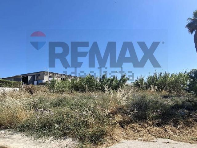 Terreno in vendita di 1068 m² in Via Salvatore Cassará