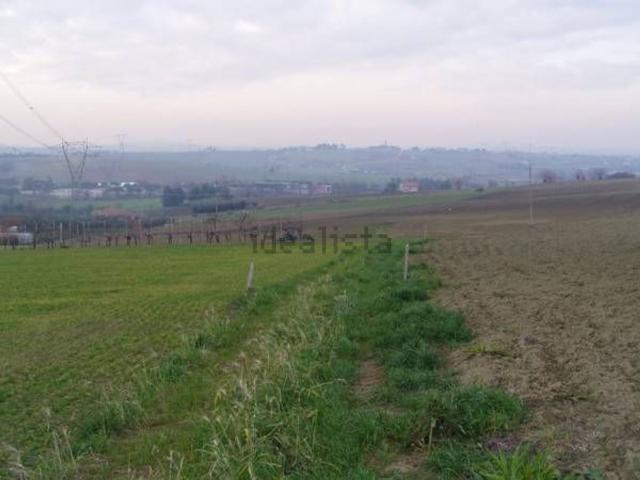 Terreno in vendita di 10000 m² in Via Bruscheto