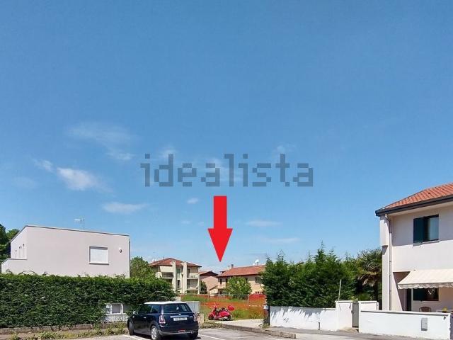 Terreno in vendita di 1000 m² in Borgo Venezia