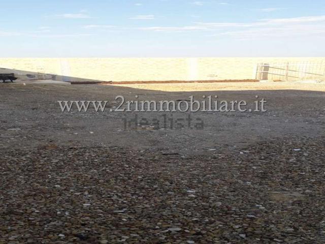 Terreno in vendita di 1000 m² in Via delle Terre Comuni