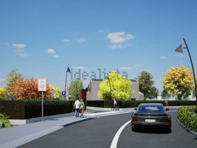 Terreno in vendita di 1000 m² in Via E. Montale