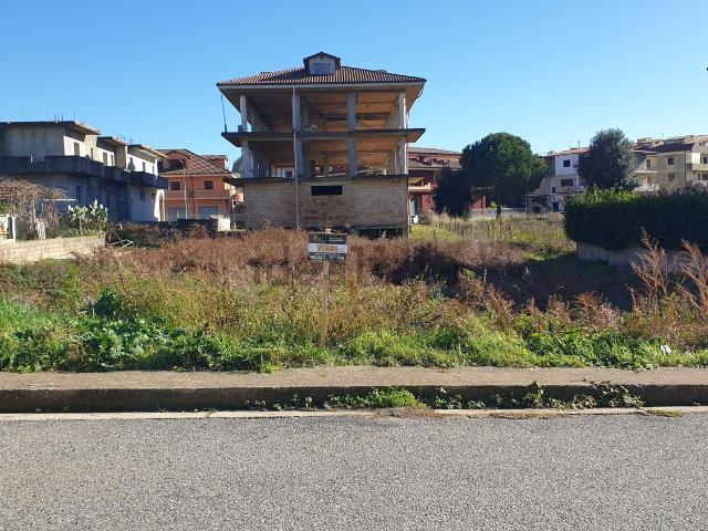 Terreno in vendita di 1000 m² in Via Gian Lorenzo Bernini