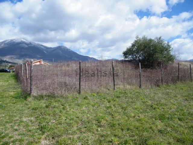 Terreno in vendita di 1000 m² in Via Pozzo Marinaro
