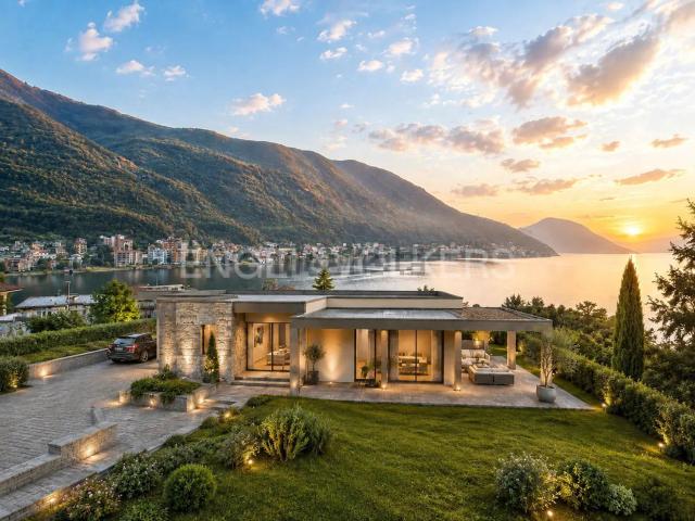 Terreno in vendita di 1010 m² in Via Al Poggio, 10