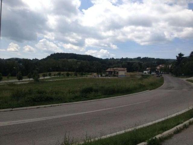 Terreno in vendita di 1012 m²