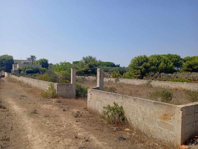 Terreno in vendita di 1019 m² in Via 8 Marchese