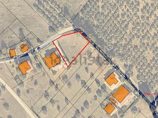 Terreno in vendita di 1022 m² in Via Moncocitto