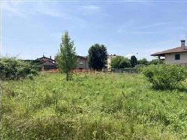 Terreno in vendita di 10270 m² in Via del Porto Patriarcale, 6