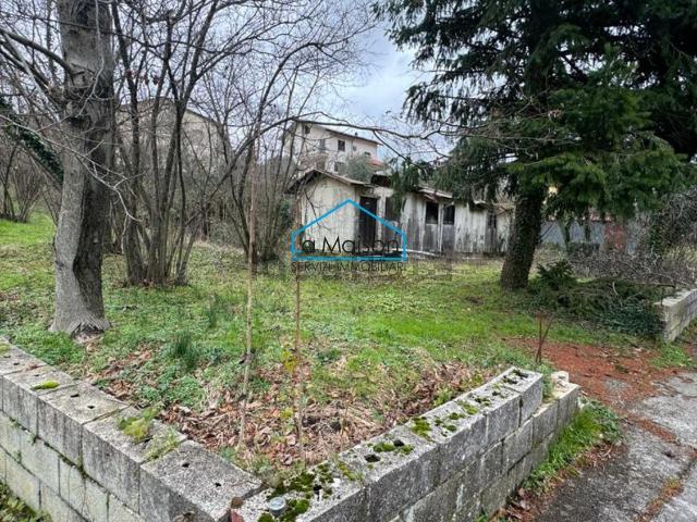 Terreno in vendita di 1030 m² in Via lago