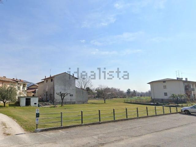 Terreno in vendita di 1036 m² in Via Lessi, 117