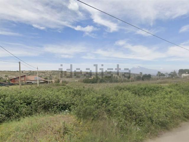 Terreno in vendita di 11457 m²