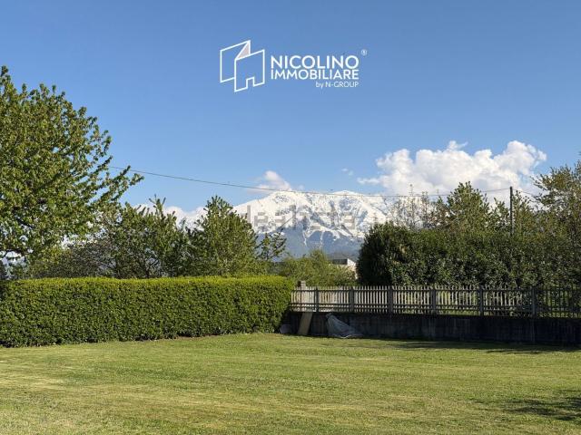 Terreno in vendita di 1149 m² in Via Cuneo