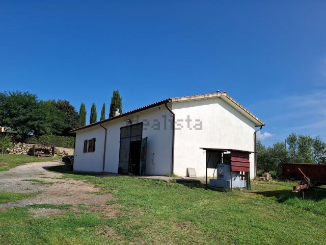 Terreno in vendita di 115000 m² in Via Sassoscritto