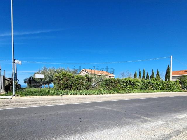 Terreno in vendita di 11658 m² in Contrada Piane Maglierici