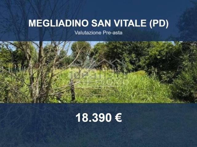 Terreno in vendita di 1178 m² in Via Bosco Basso