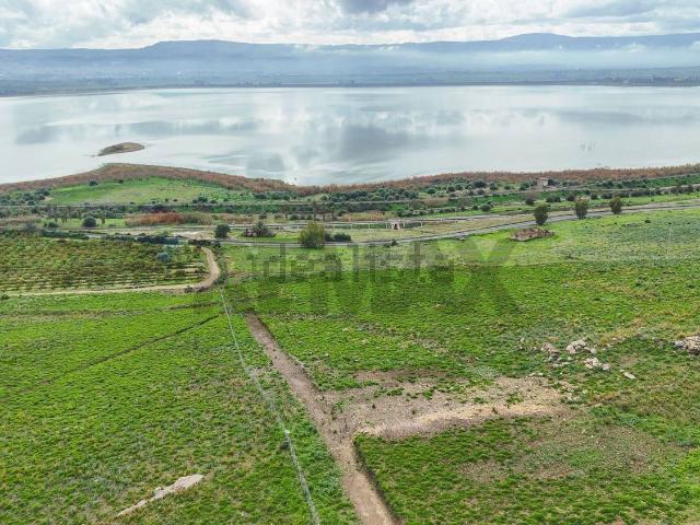 Terreno in vendita di 110000 m² in Strada Galerno, 500