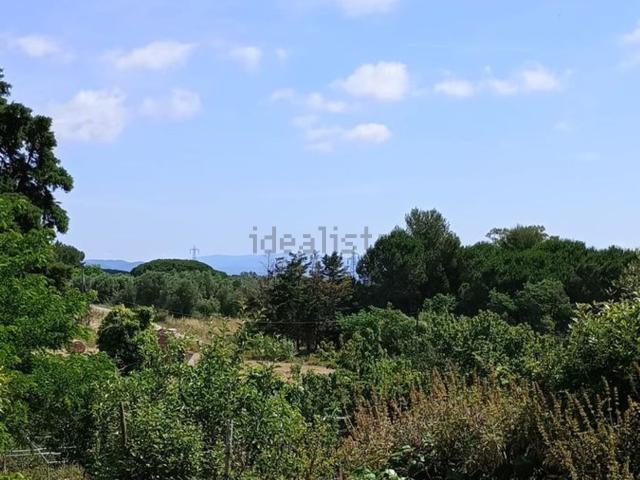 Terreno in vendita di 1100 m² in Località Fiorentina