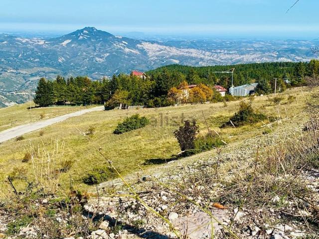 Terreno in vendita di 1100 m² in Strada Provinciale 76
