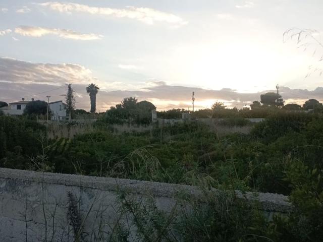 Terreno in vendita di 1100 m²