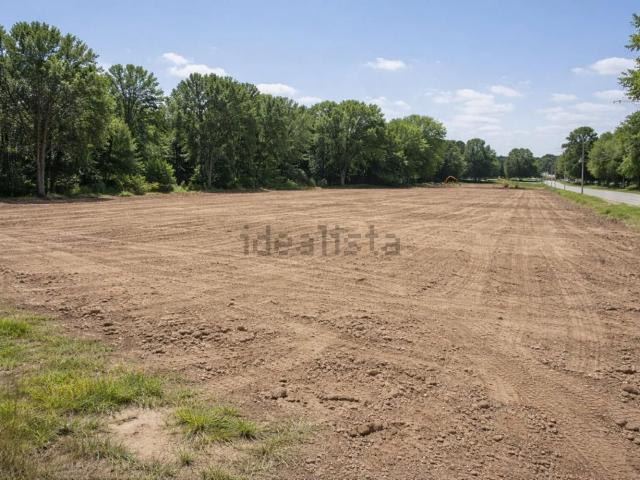 Terreno in vendita di 1107 m² in Via della Chiesa