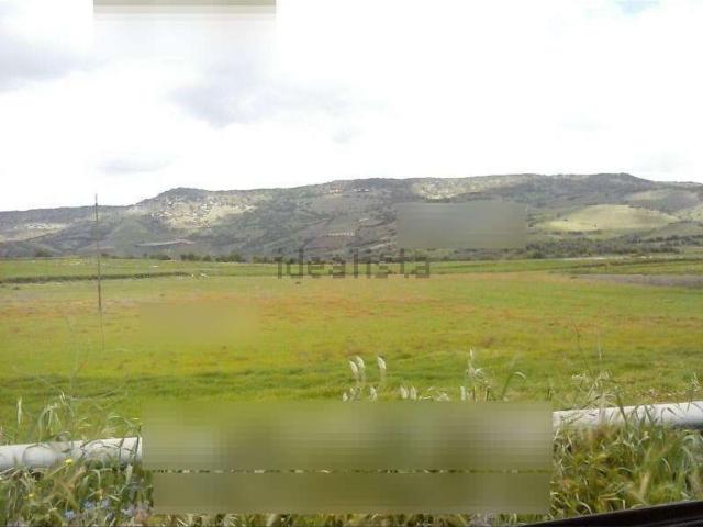 Terreno in vendita di 11285 m² in Via San Pietro